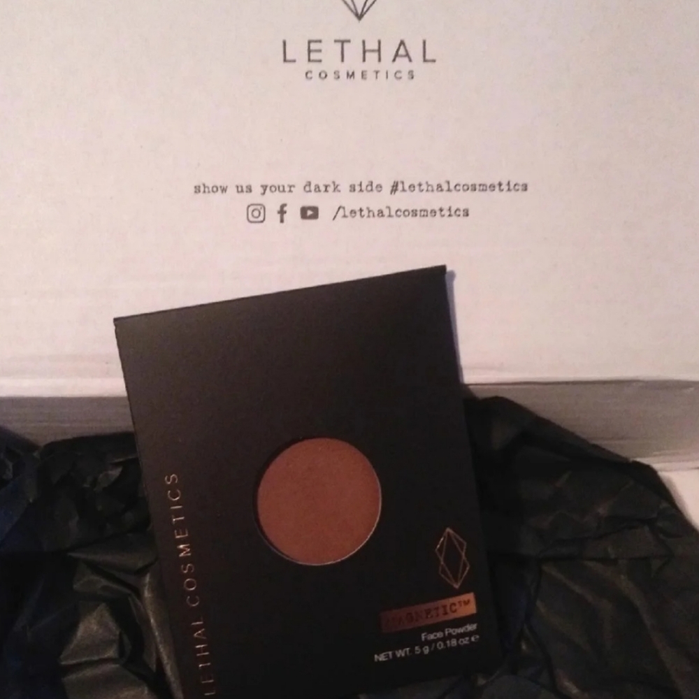 Lethal Cosmetics bronzer